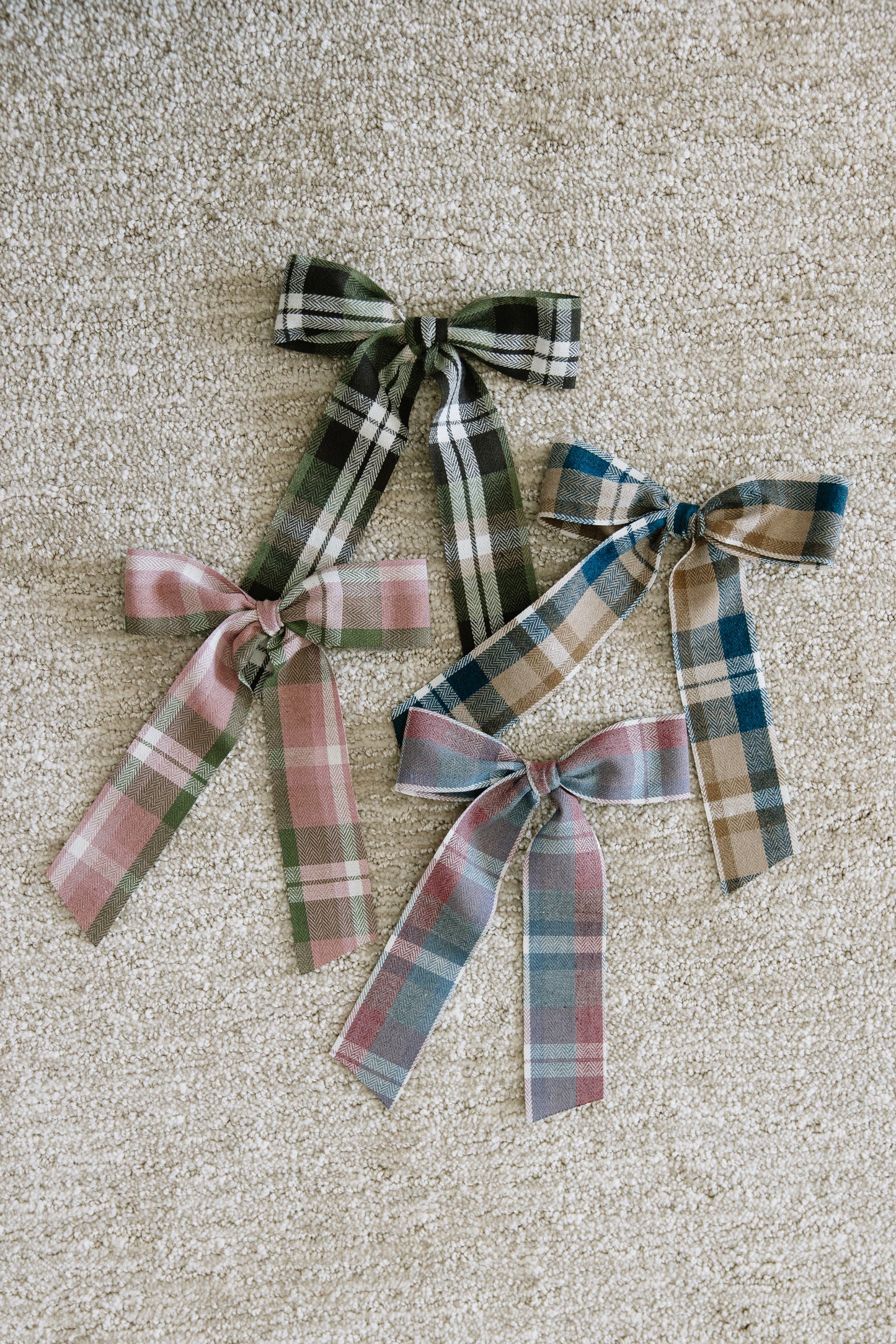 Blush & Burgundy Long Bow