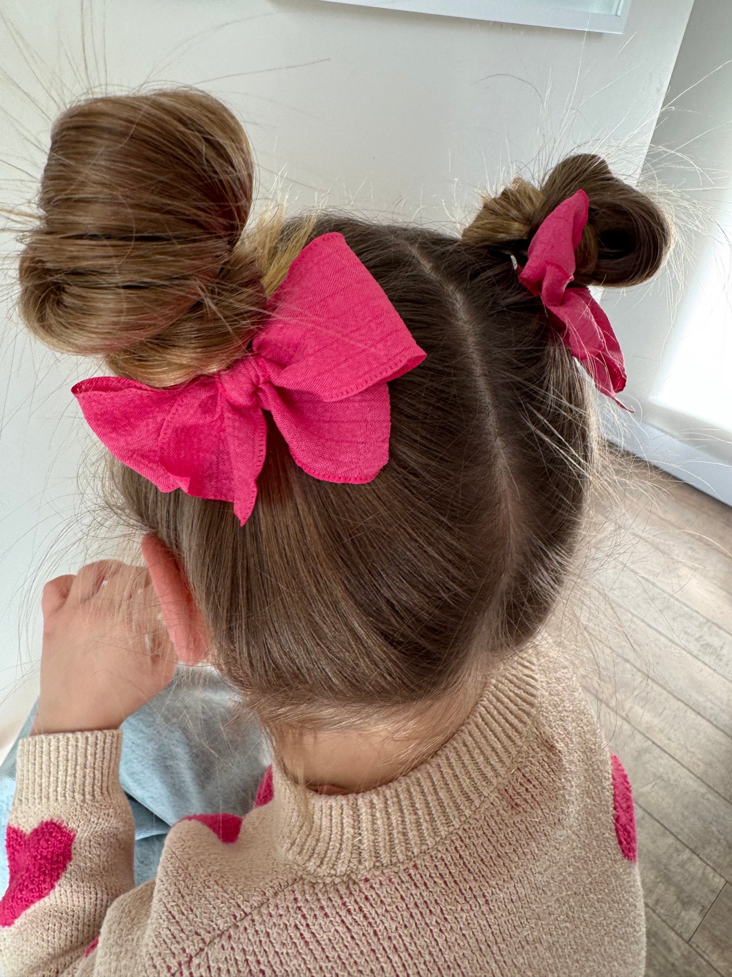 Classic Smooth Frill Pigtails