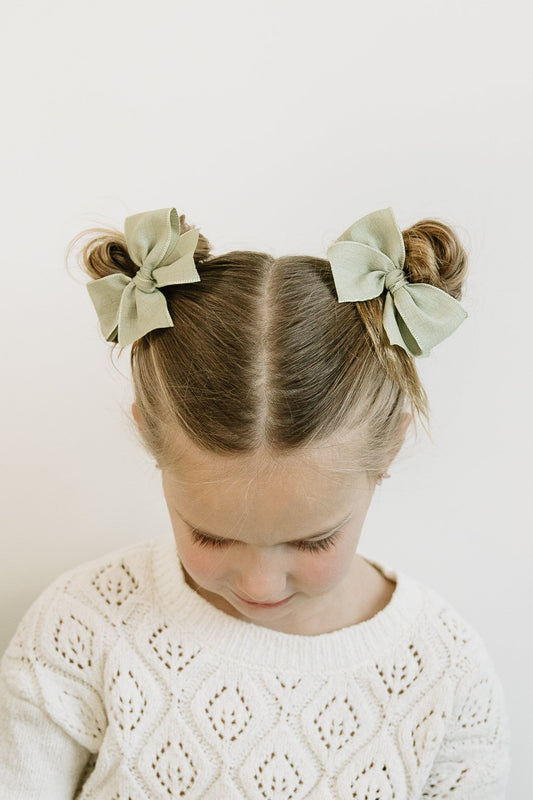 Classic Smooth Frill Pigtails