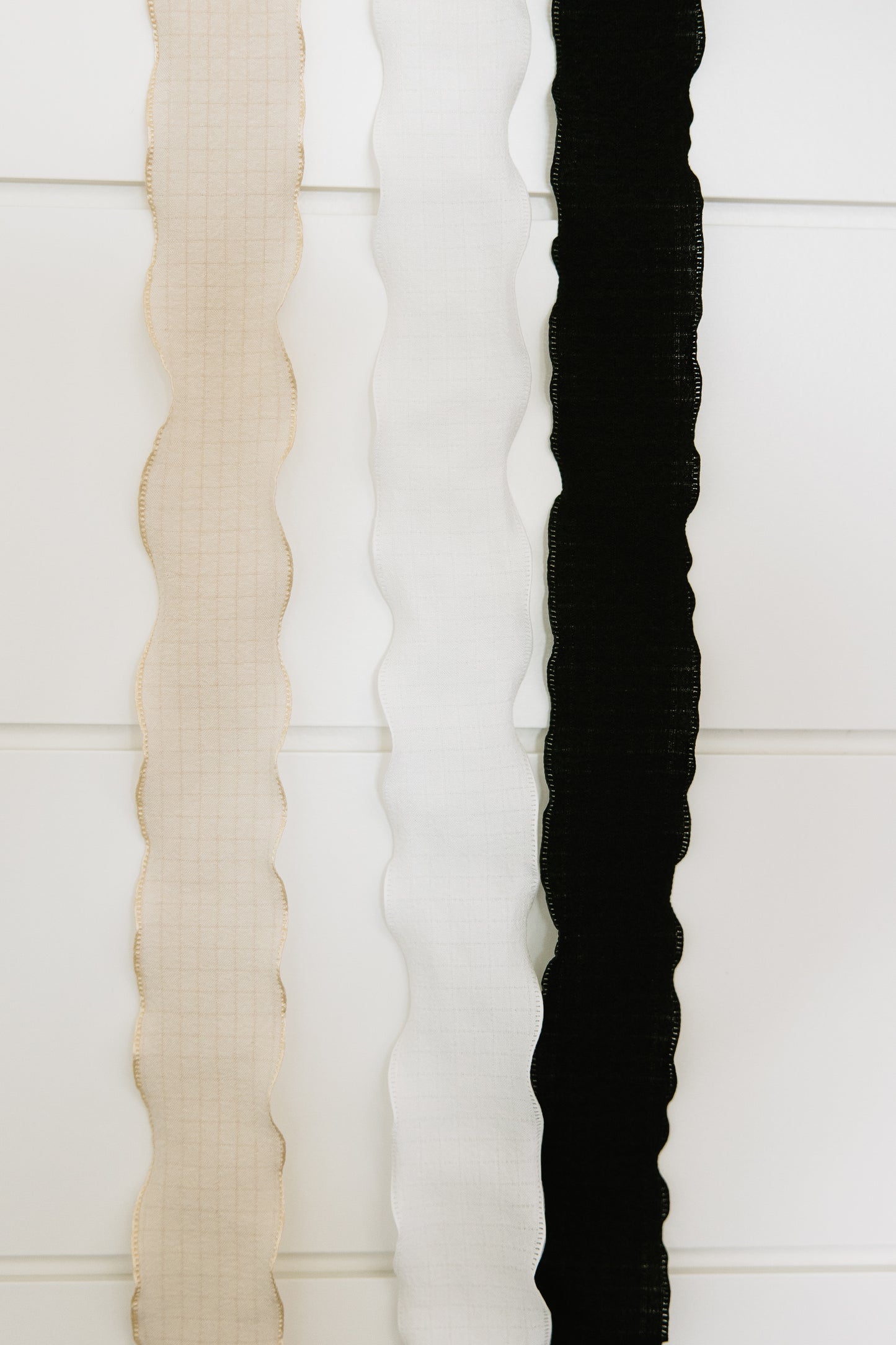 Classic Smooth Frill Long Bow