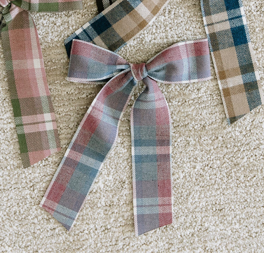 Blush & Burgundy Long Bow