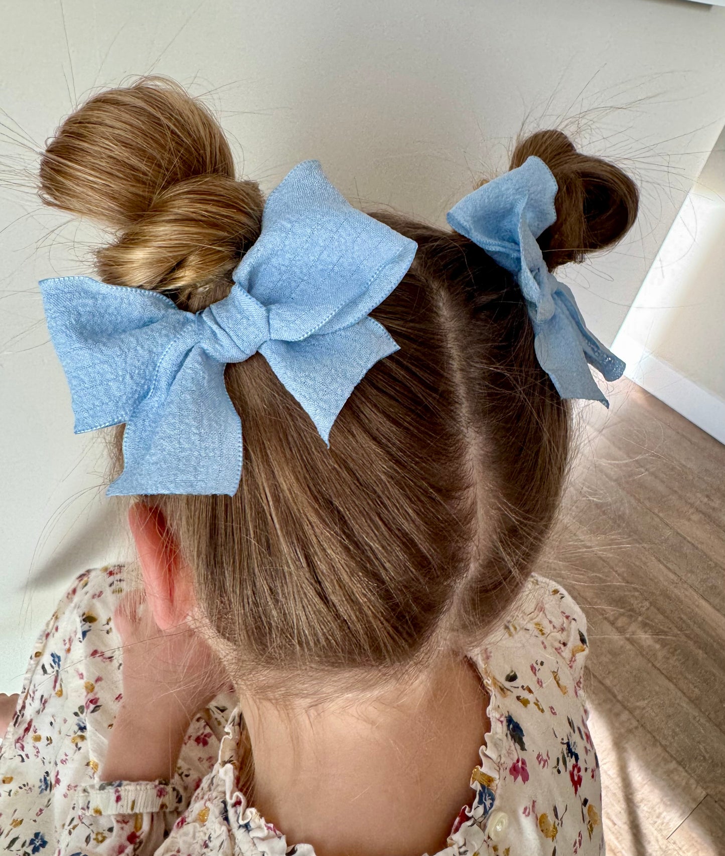 Classic Smooth Frill Pigtails