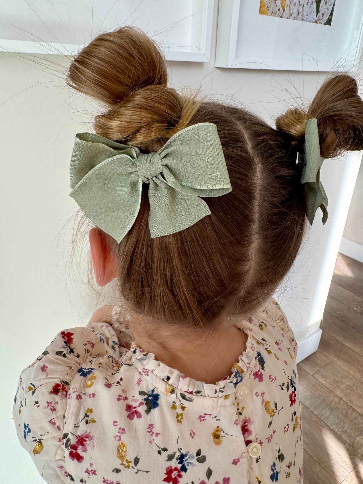 Classic Smooth Frill Pigtails